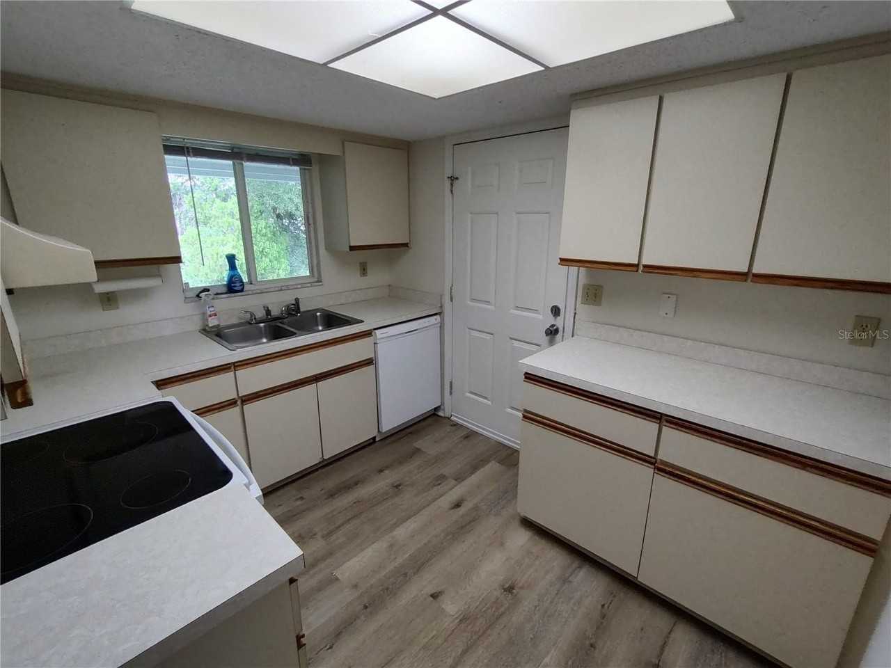 6429 Sw 107th St - Photo 7 of 12