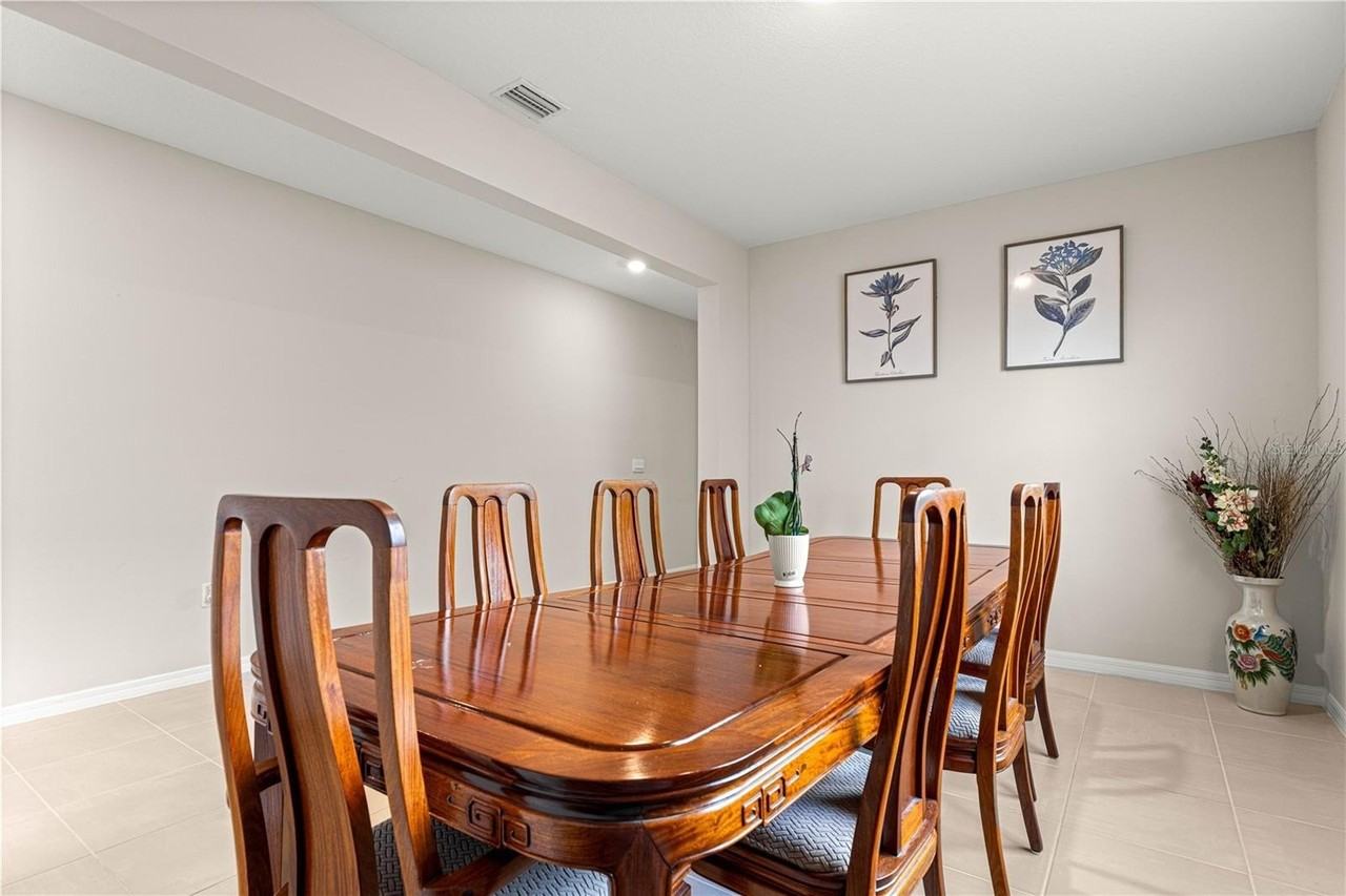 8142 Sw 59th Ave - Photo 7 of 50