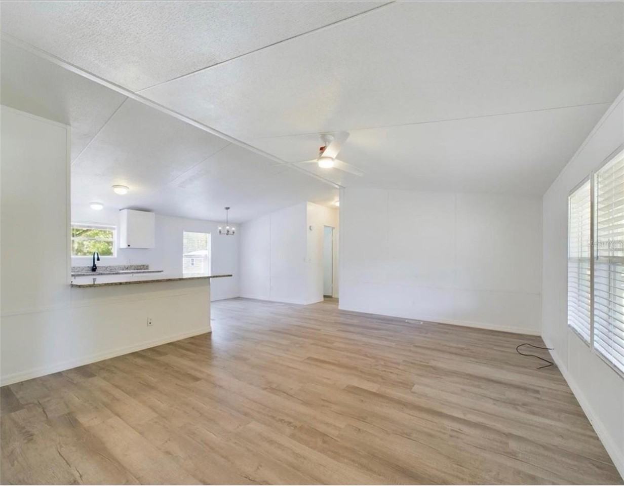 12250 Nw 7th Pl - Photo 4 of 22