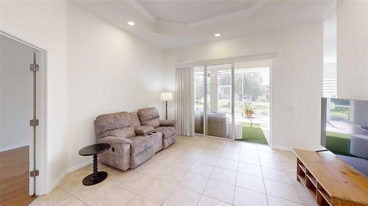 8328 Sw 84th Place Rd - Photo 3 of 41