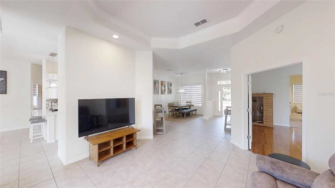 8328 Sw 84th Place Rd - Photo 4 of 41