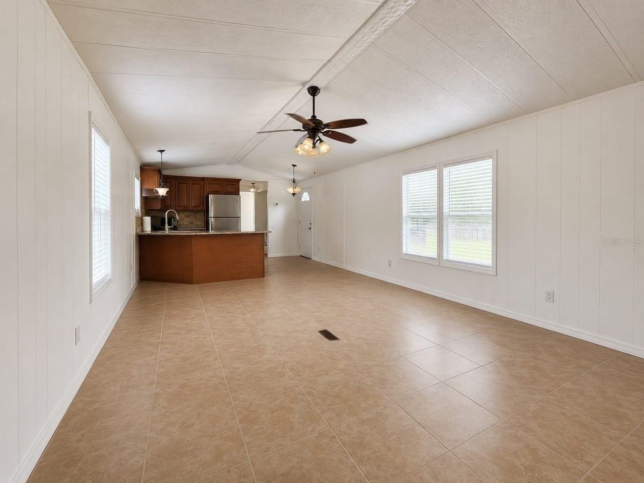 21771 Se 62nd St - Photo 7 of 26
