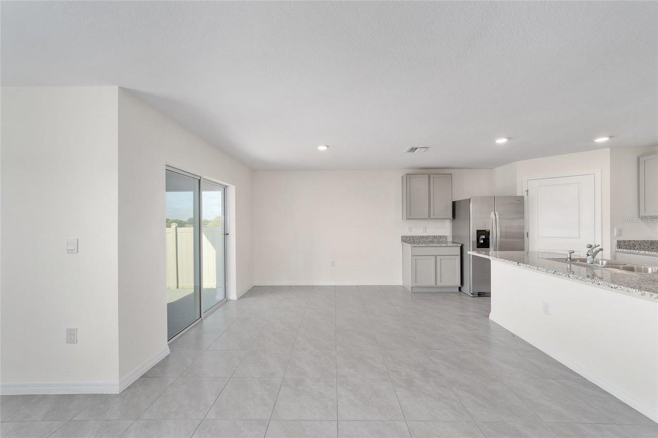 8856 Sw 49th Cir - Photo 6 of 25