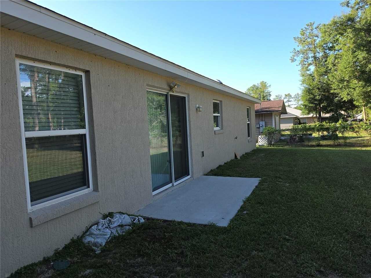 5436 Nw 60th Ter - Photo 3 of 32