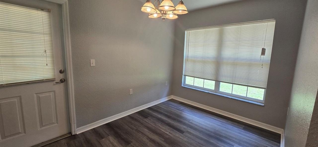 2605 Ne 22nd Ave - Photo 6 of 10