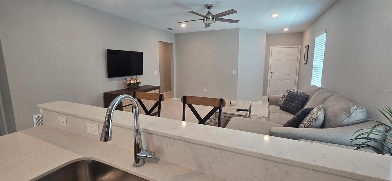 8351 Sw 54th Loop - Photo 5 of 18