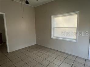 1568 Ne 10th St - Photo 6 of 14