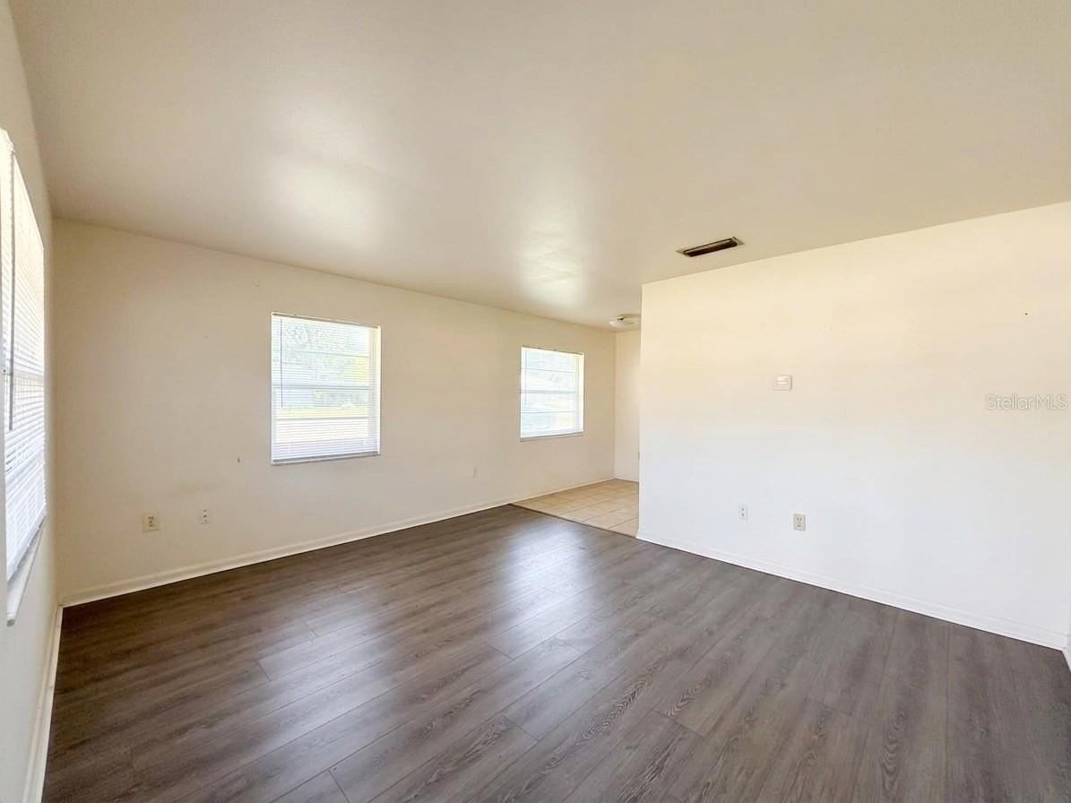 1240 Josephine St - Photo 2 of 10