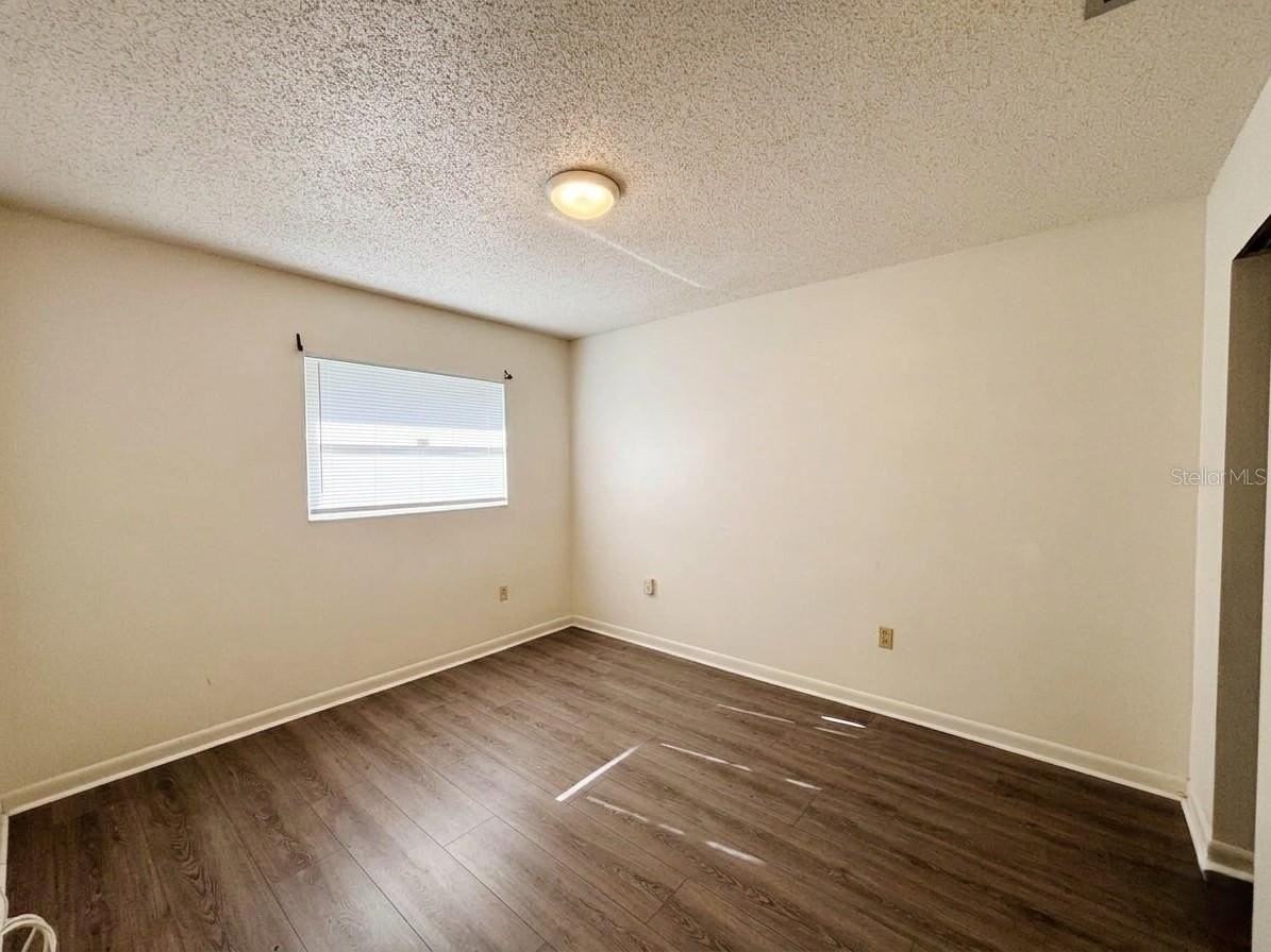 1240 Josephine St - Photo 7 of 10