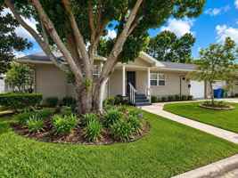 featured image of 702 Avenue H Ne