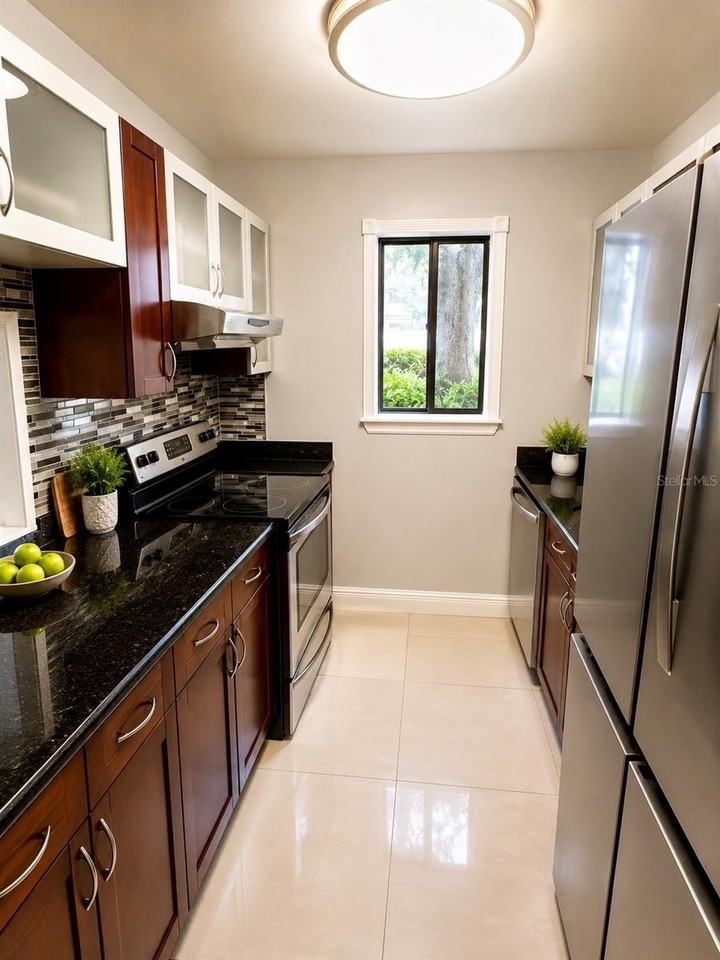 3236 S Semoran Blvd #15 - Photo 4 of 10