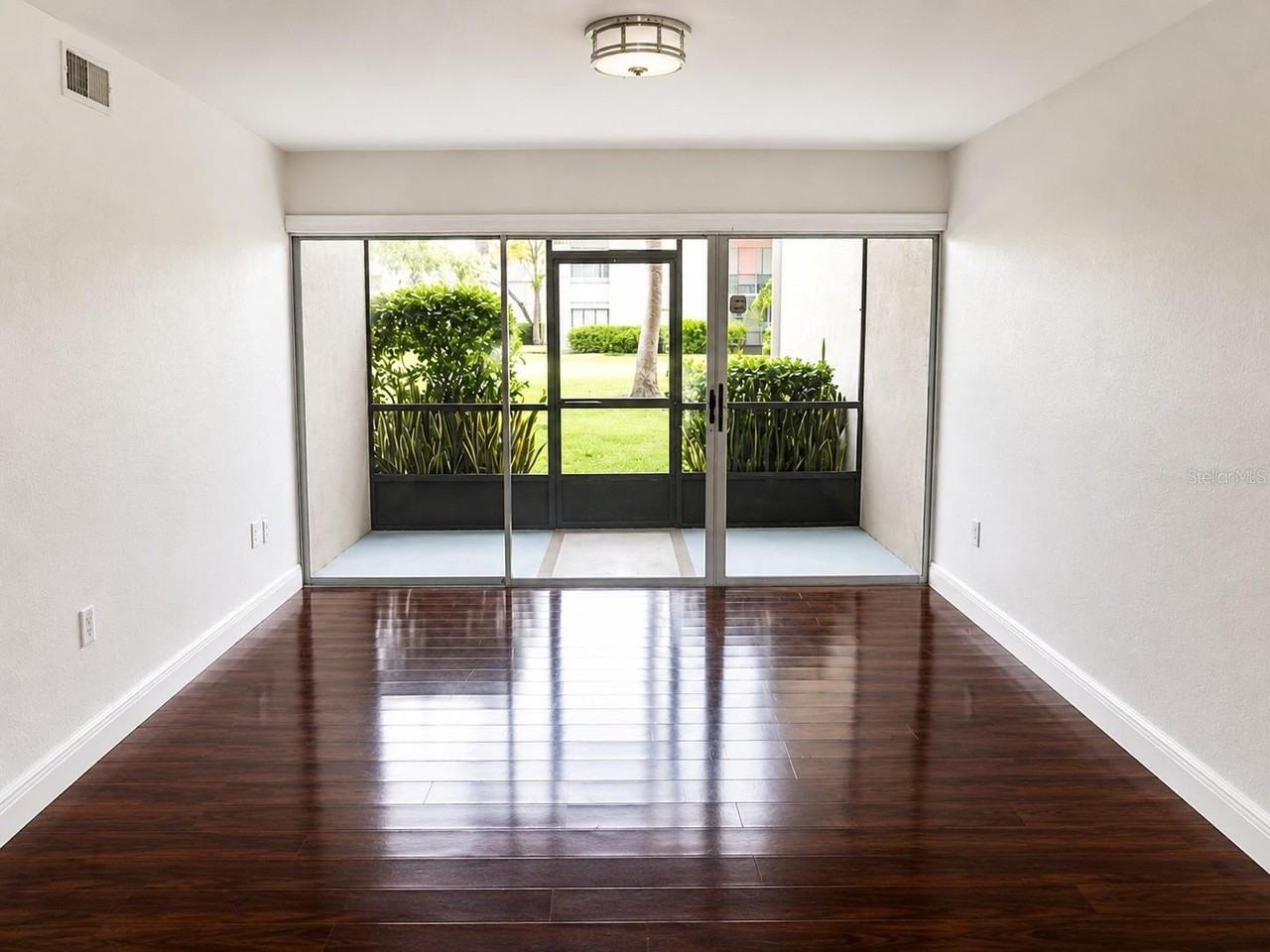 3236 S Semoran Blvd #15 - Photo 5 of 10