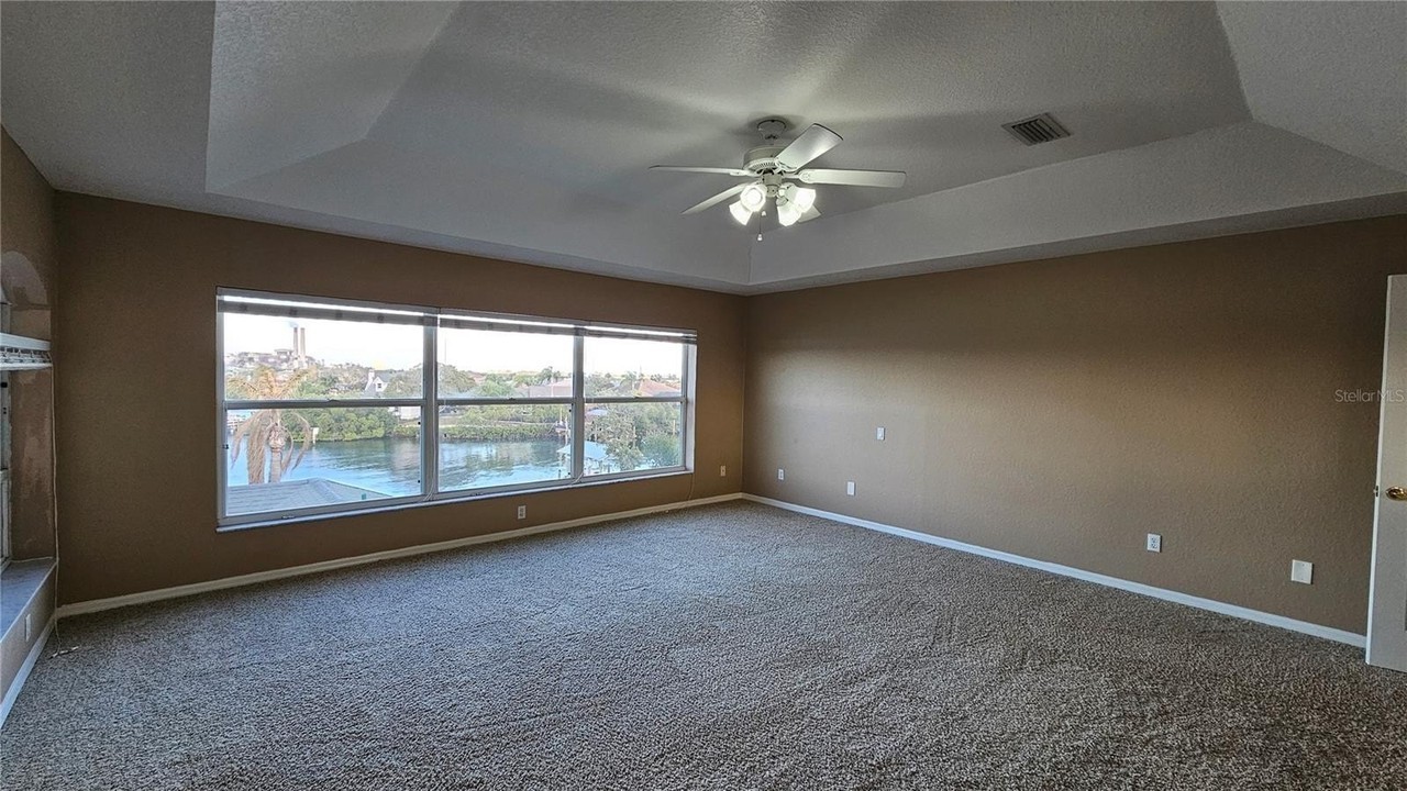1209 Apollo Beach Blvd - Photo 6 of 31
