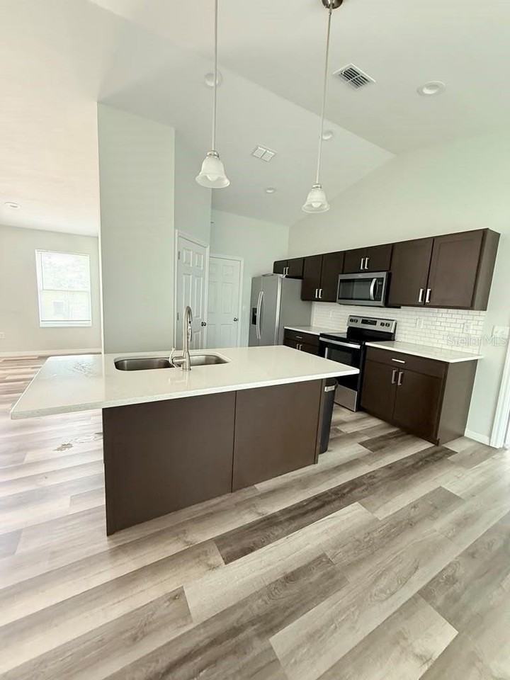 6823 Sw 129th St - Photo 3 of 11