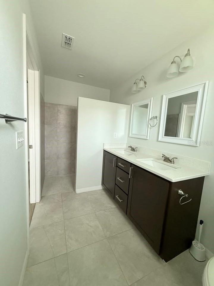 6823 Sw 129th St - Photo 7 of 11