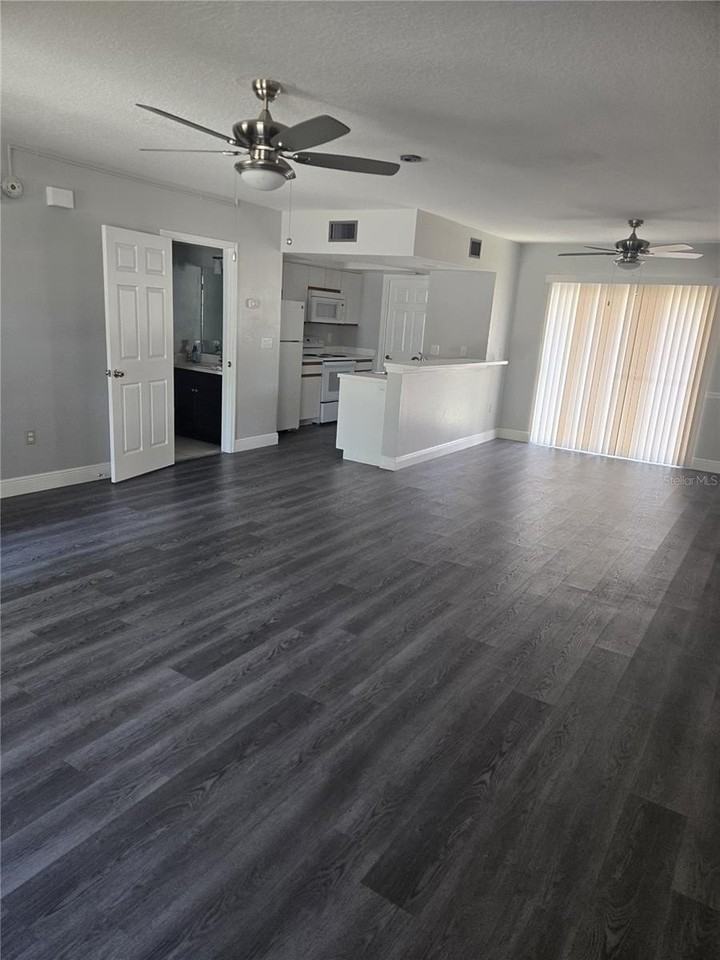 718 Florida Palms Ct - Photo 2 of 7