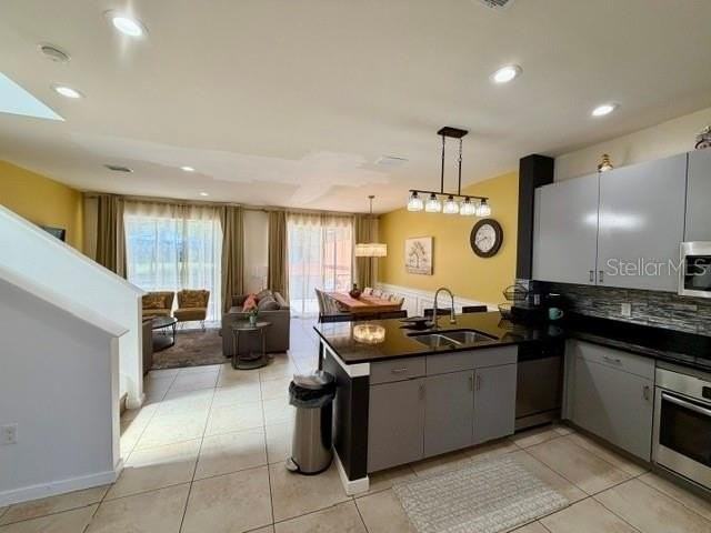 5758 Lesabre Dr - Photo 6 of 50