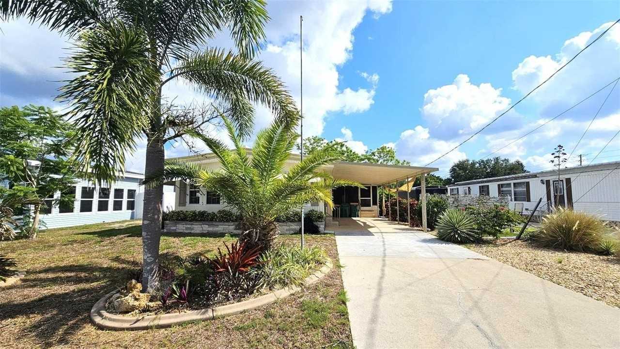 1240 Seagull Dr - Photo 2 of 42