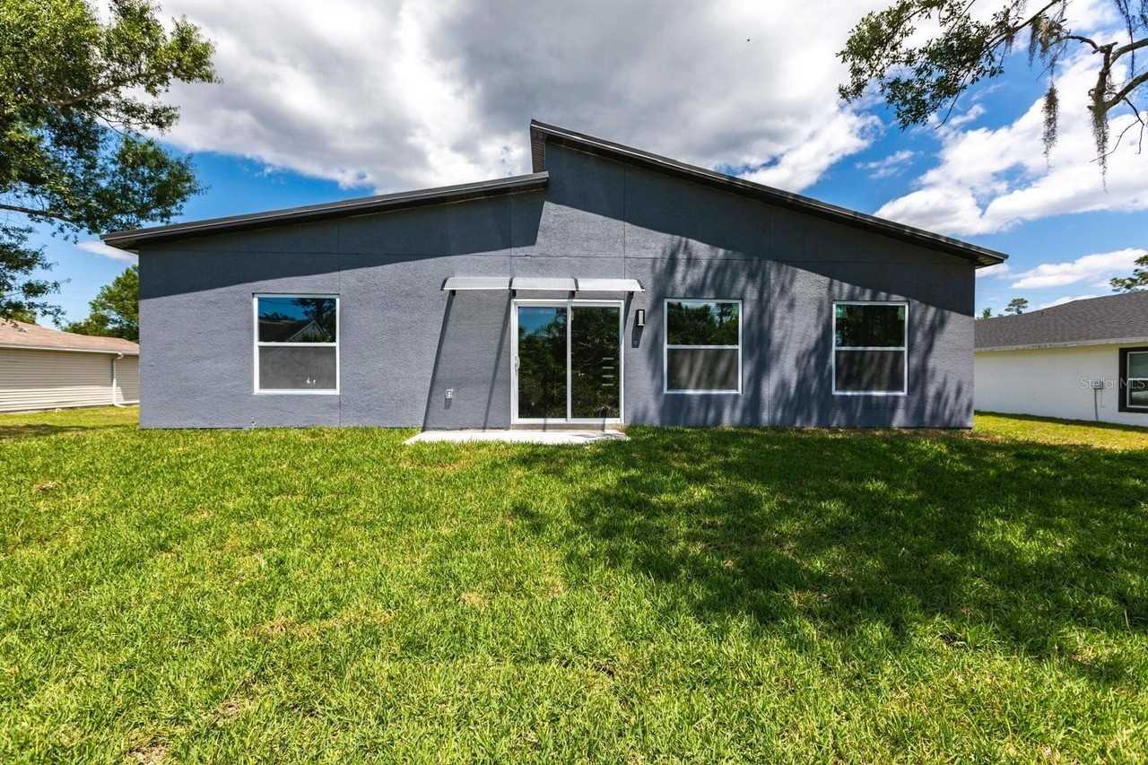 27100 Aloha Dr - Photo 3 of 38