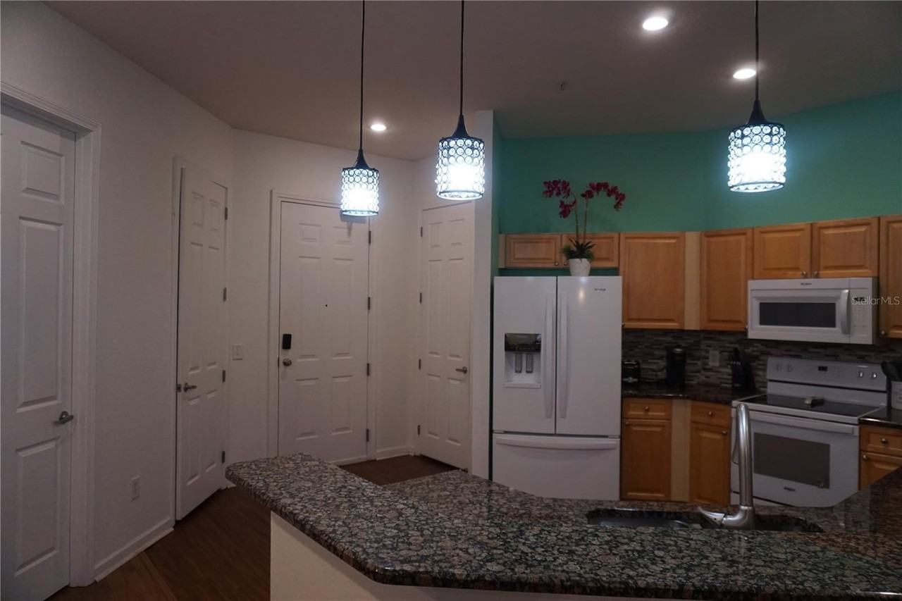 719 Terrace Ridge Cir #719 - Photo 2 of 42