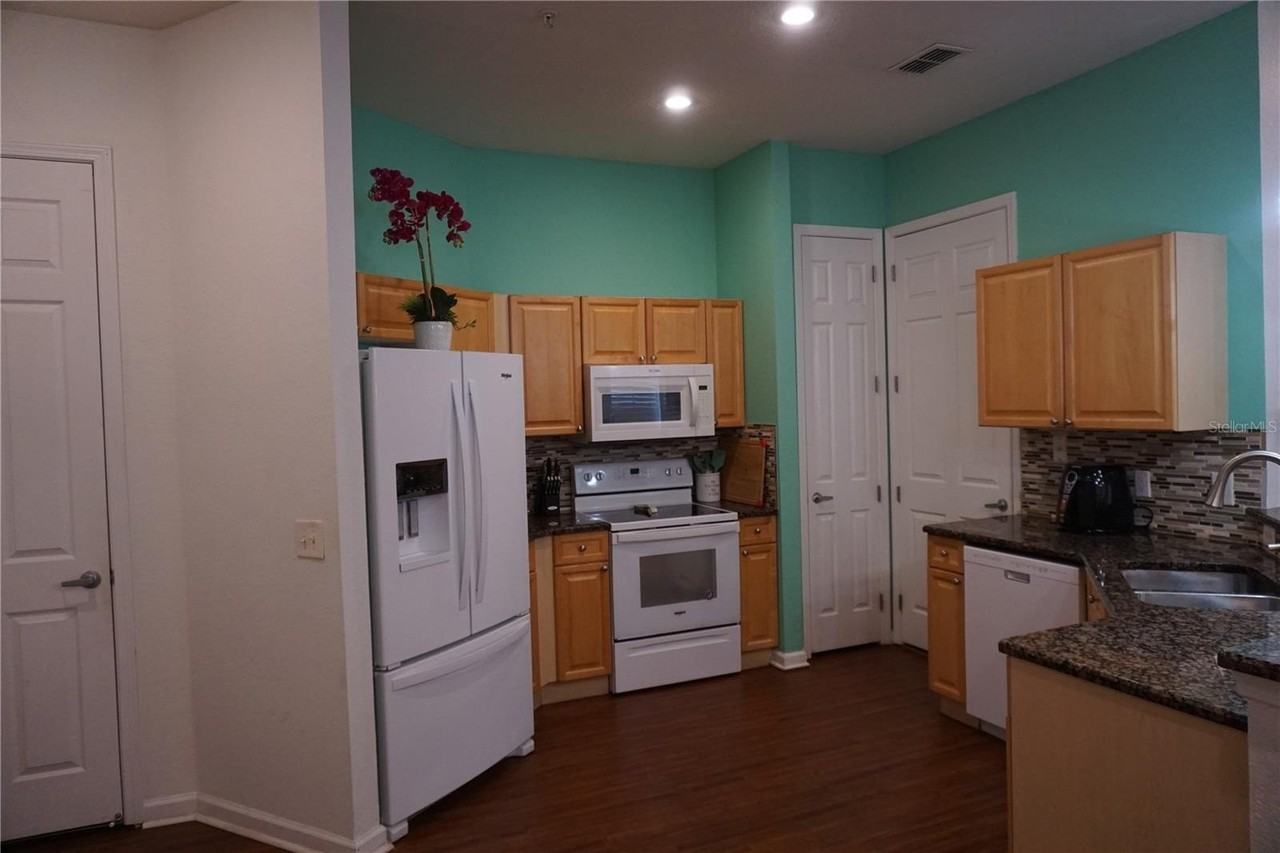 719 Terrace Ridge Cir #719 - Photo 5 of 42