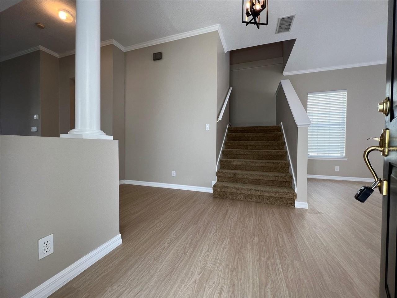 502 Greenbrier Ave - Photo 2 of 41