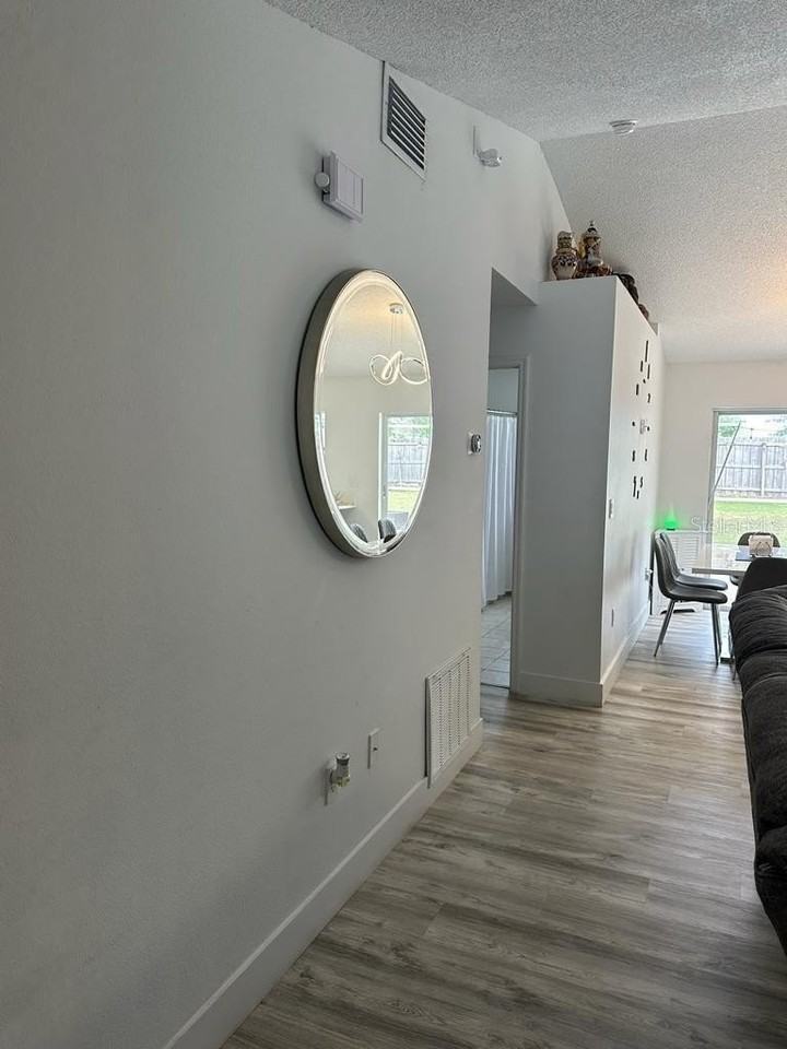 152 Whitehall St - Photo 4 of 21