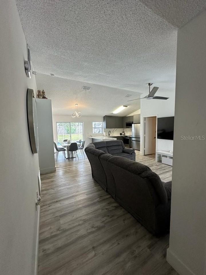 152 Whitehall St - Photo 5 of 21