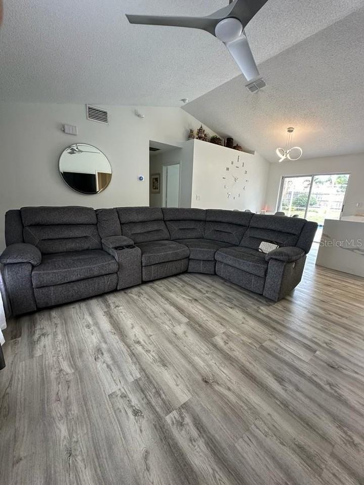 152 Whitehall St - Photo 6 of 21