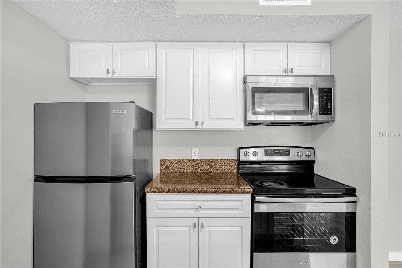 5132 Conroy Rd #928 - Photo 2 of 13