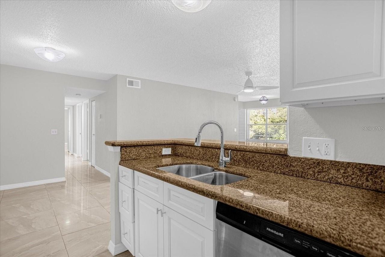 5132 Conroy Rd #928 - Photo 3 of 13