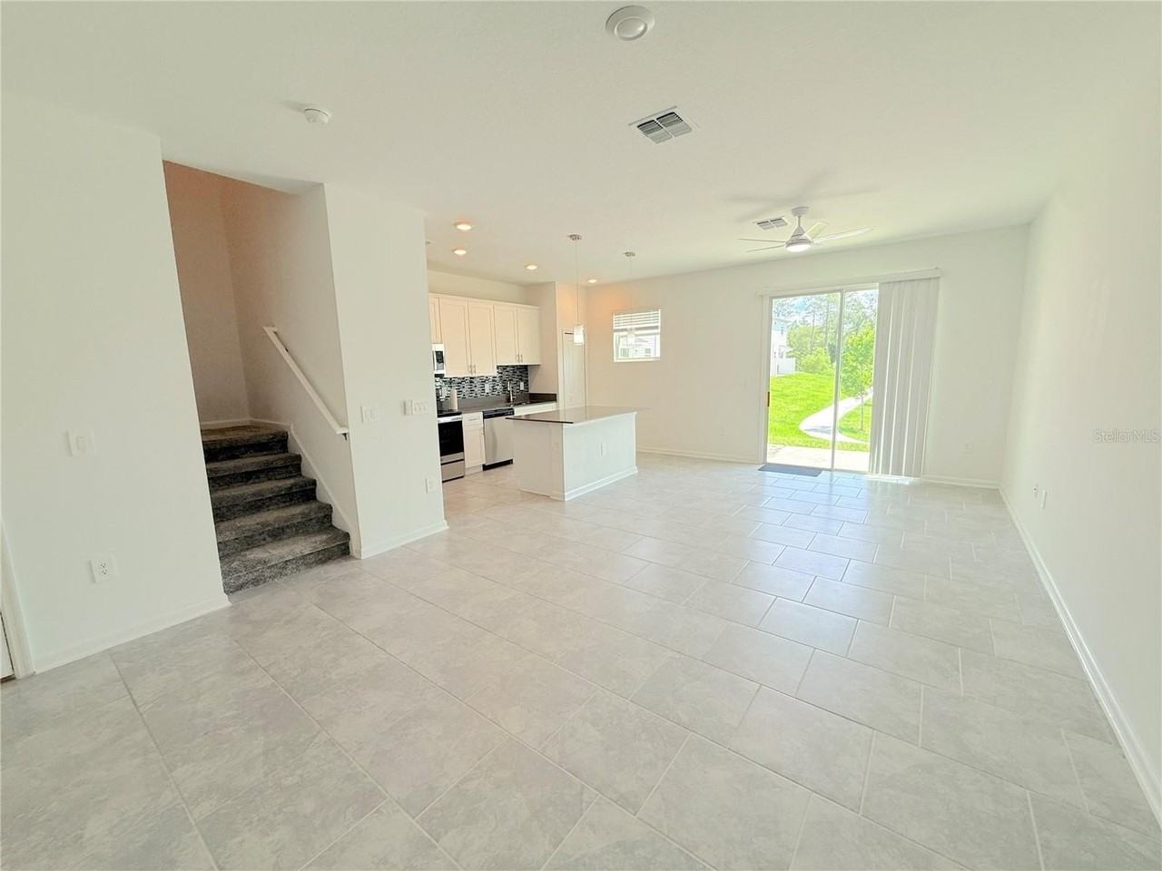7509 Stone Creek Trl - Photo 3 of 15