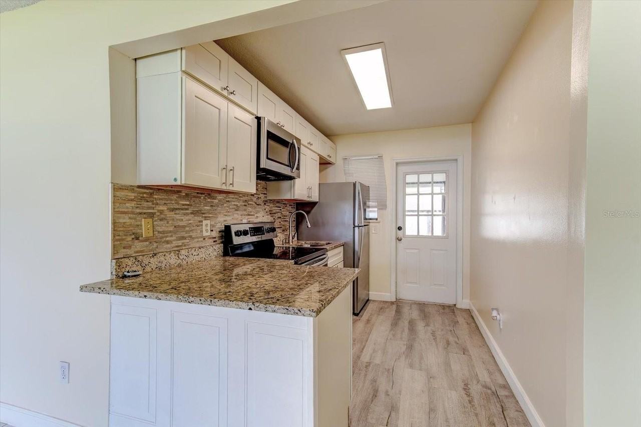232 Northshore Dr #A - Photo 6 of 45