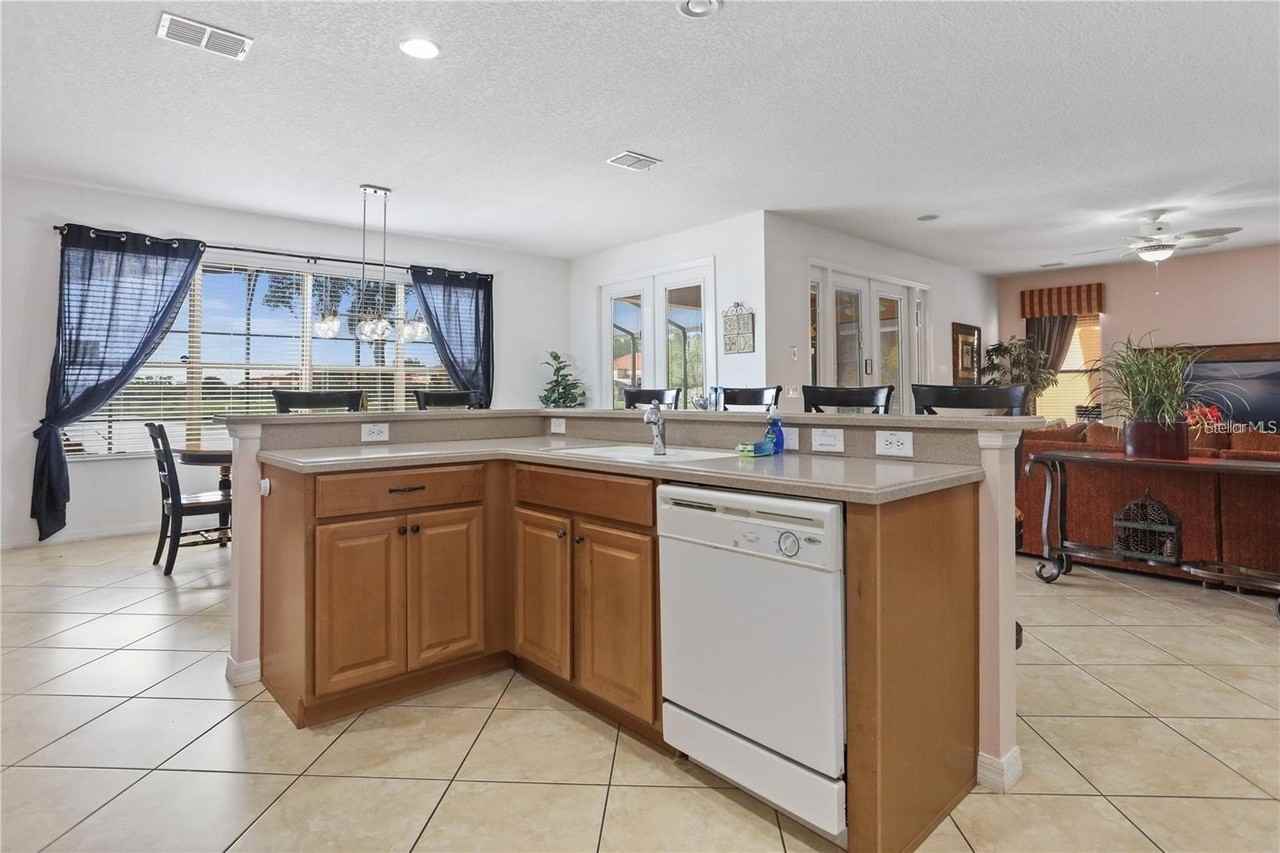 4515 Stella St - Photo 5 of 21