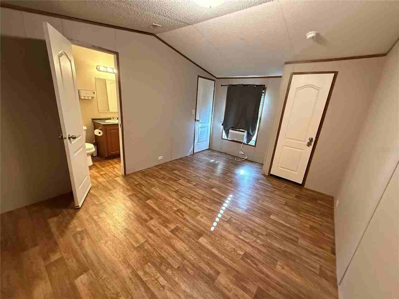 1414 Eva Ave - Photo 3 of 15