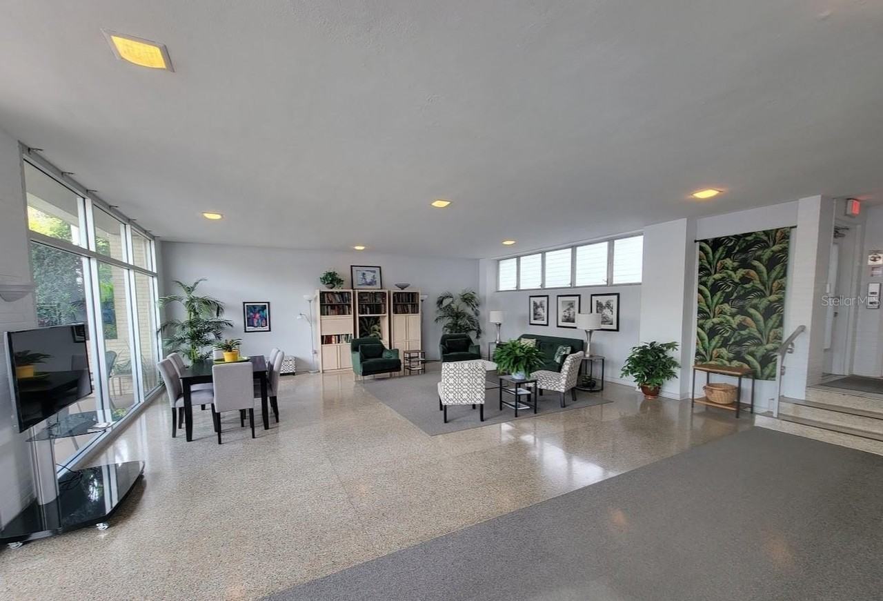 750 Burlington Ave N #3H - Photo 2 of 18