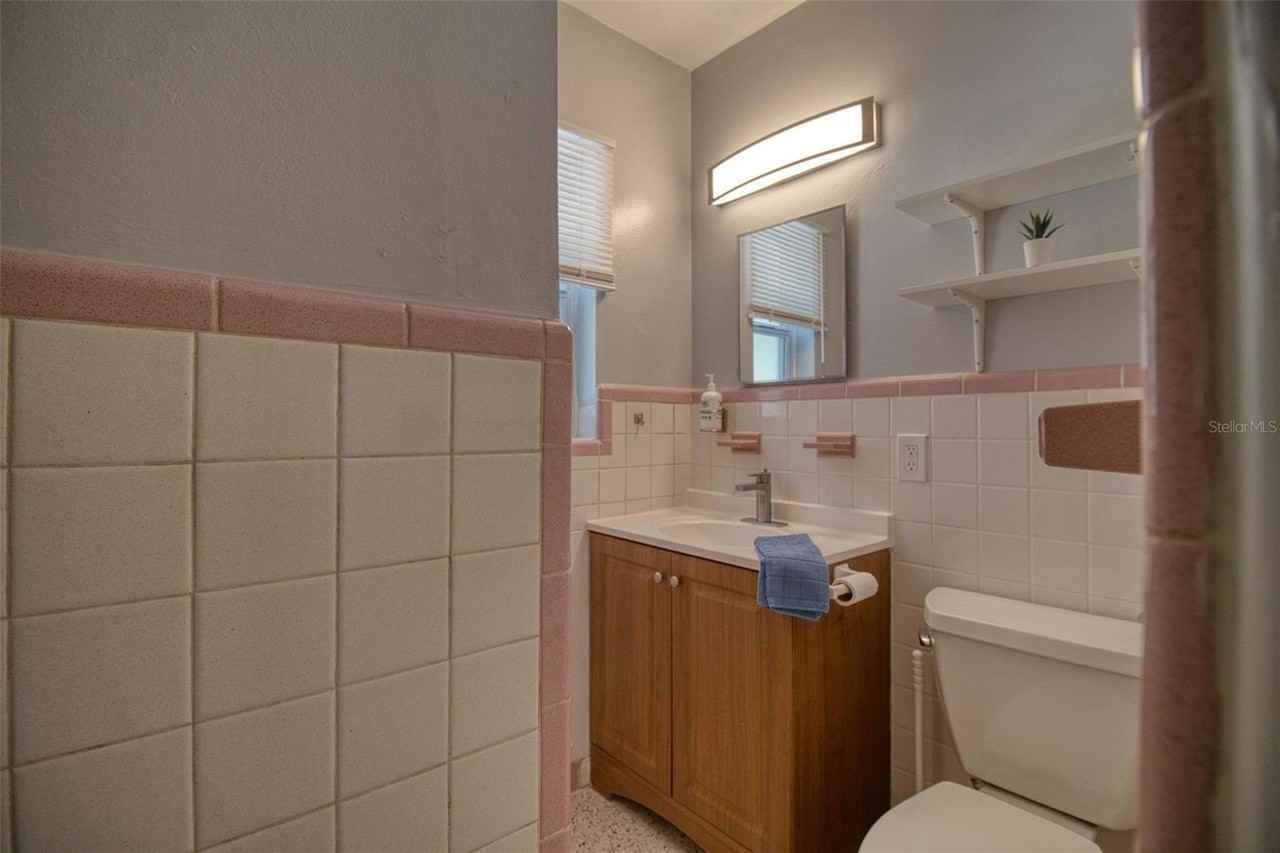 634 15th Ave S - Photo 7 of 19