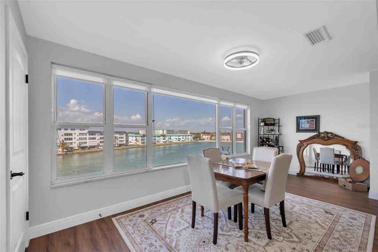 6025 Shore Blvd S #405 - Photo 4 of 36