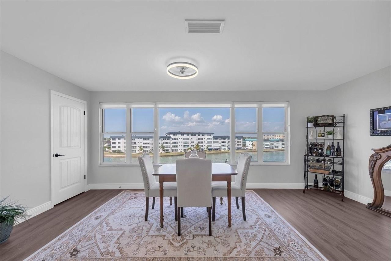 6025 Shore Blvd S #405 - Photo 5 of 36