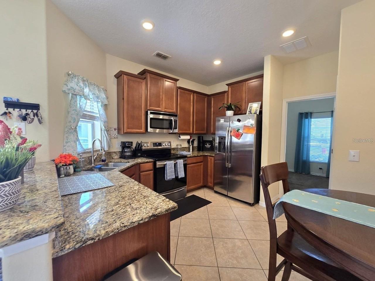 31142 Gossamer Way - Photo 6 of 36