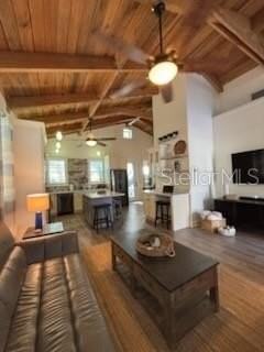 525 Lexington St - Photo 4 of 37