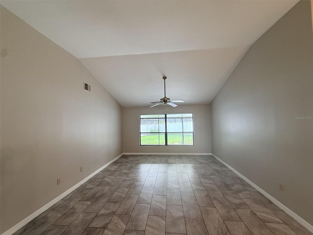 18306 Felspar Way - Photo 2 of 28