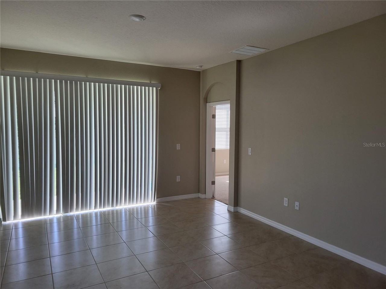 7788 Stonebrook Cir - Photo 5 of 30