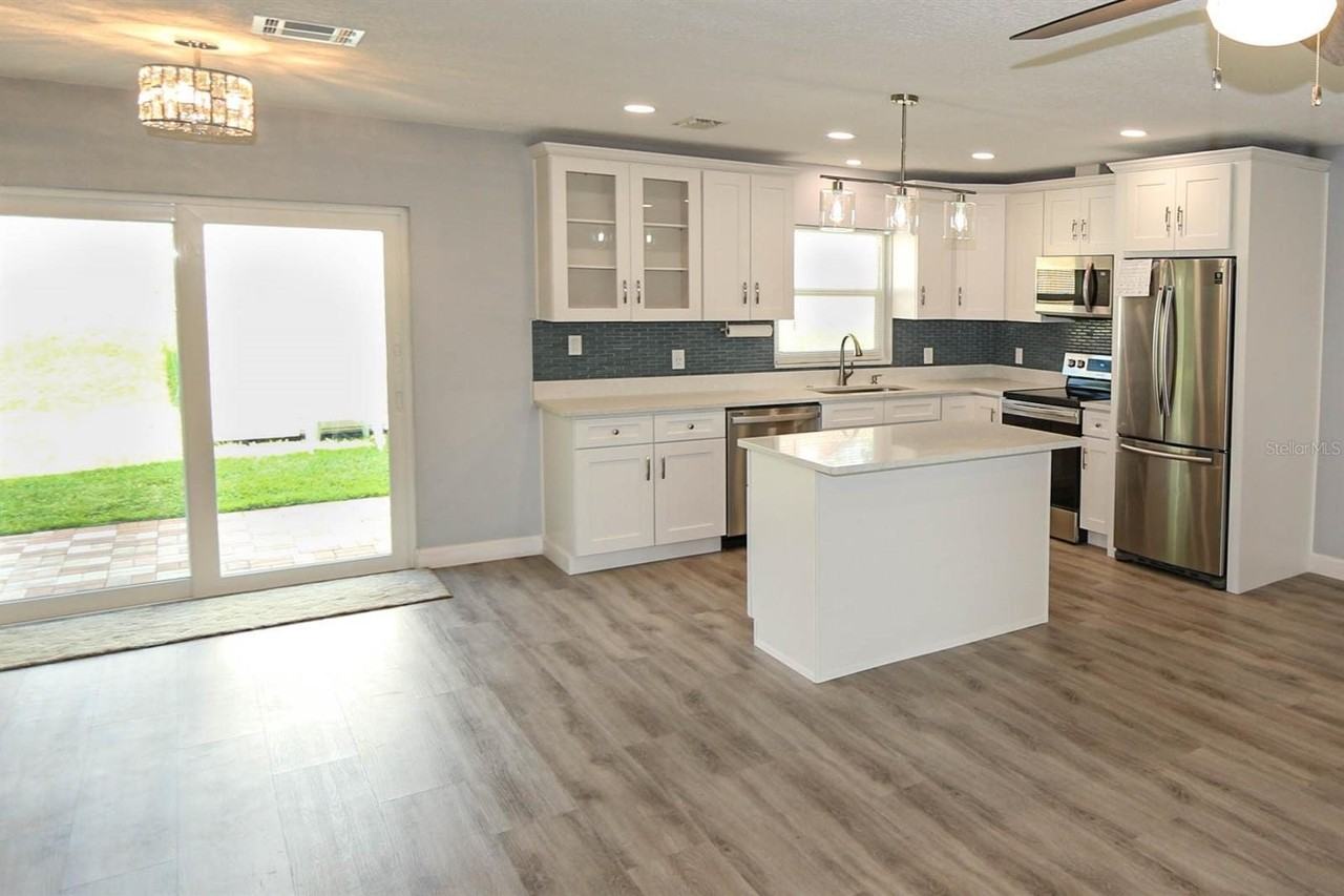 1444 Overcash Dr - Photo 4 of 13