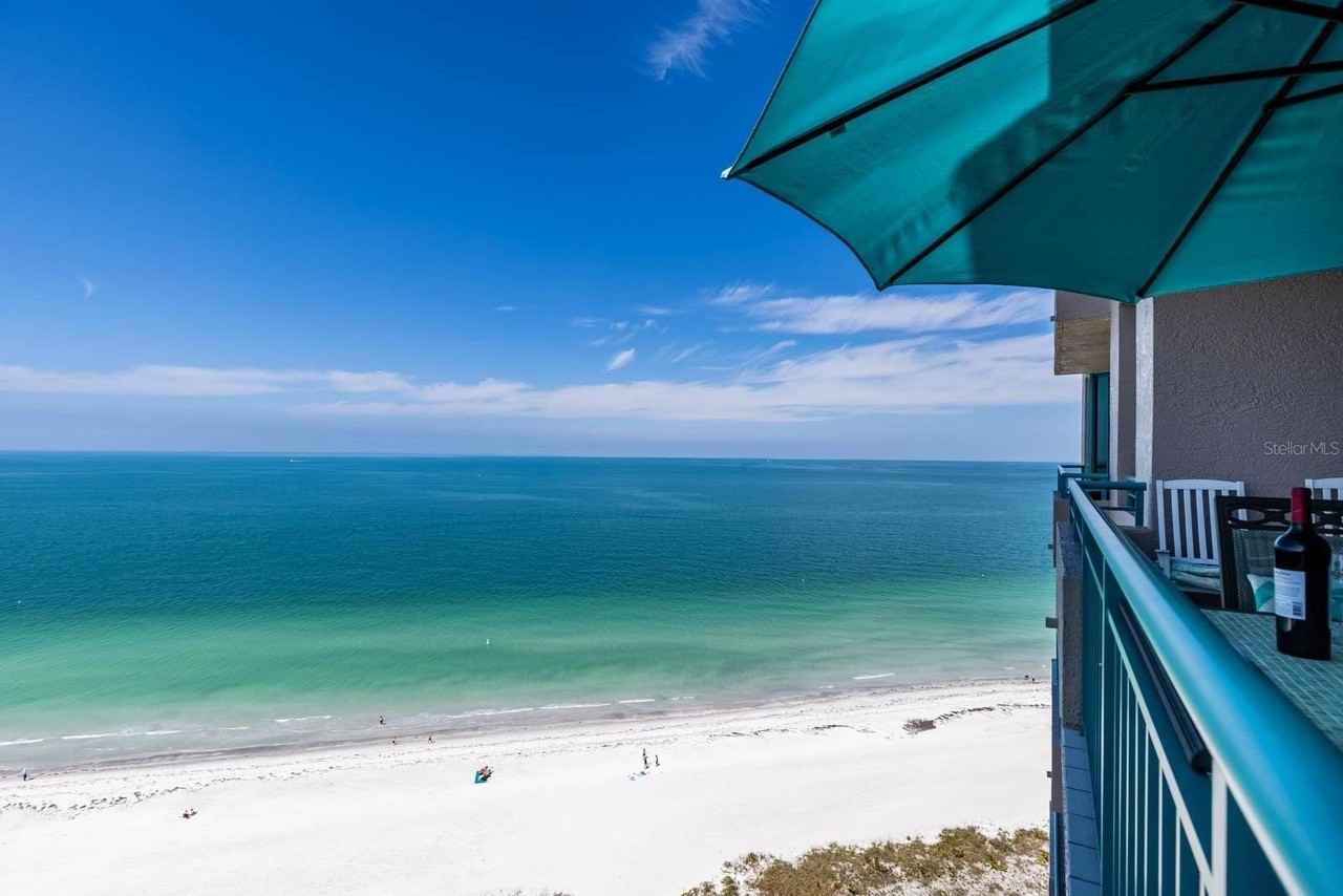 1560 Gulf Blvd #1605 - Photo 3 of 50