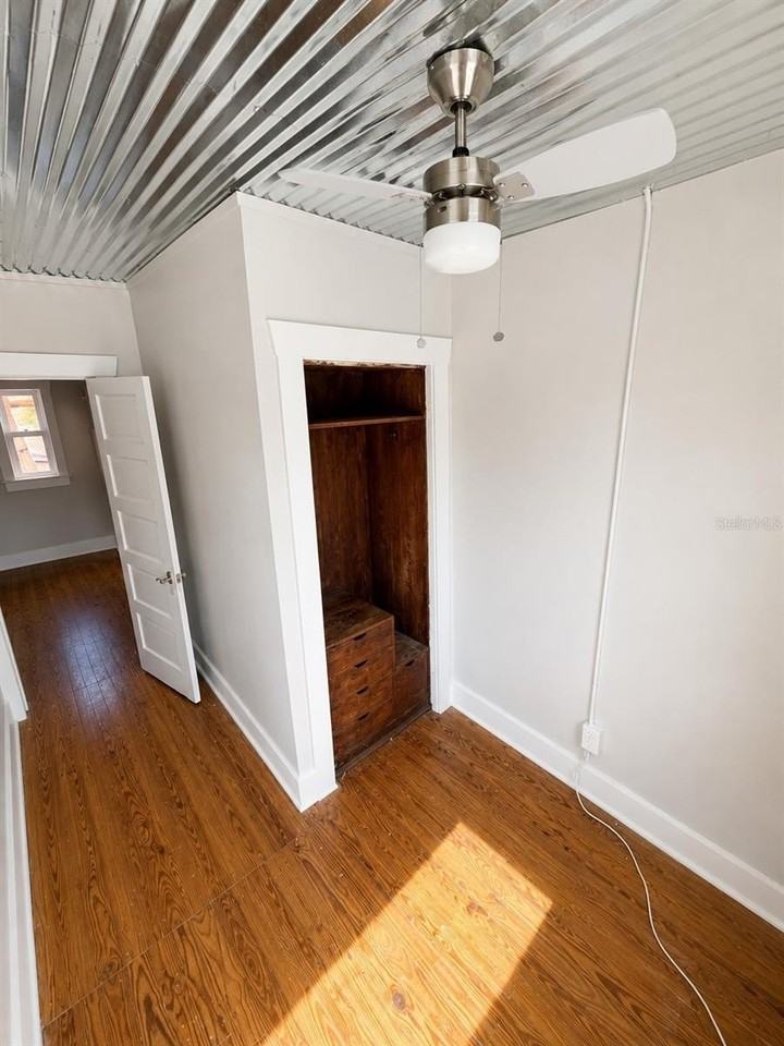 2316 N Highland Ave - Photo 5 of 10