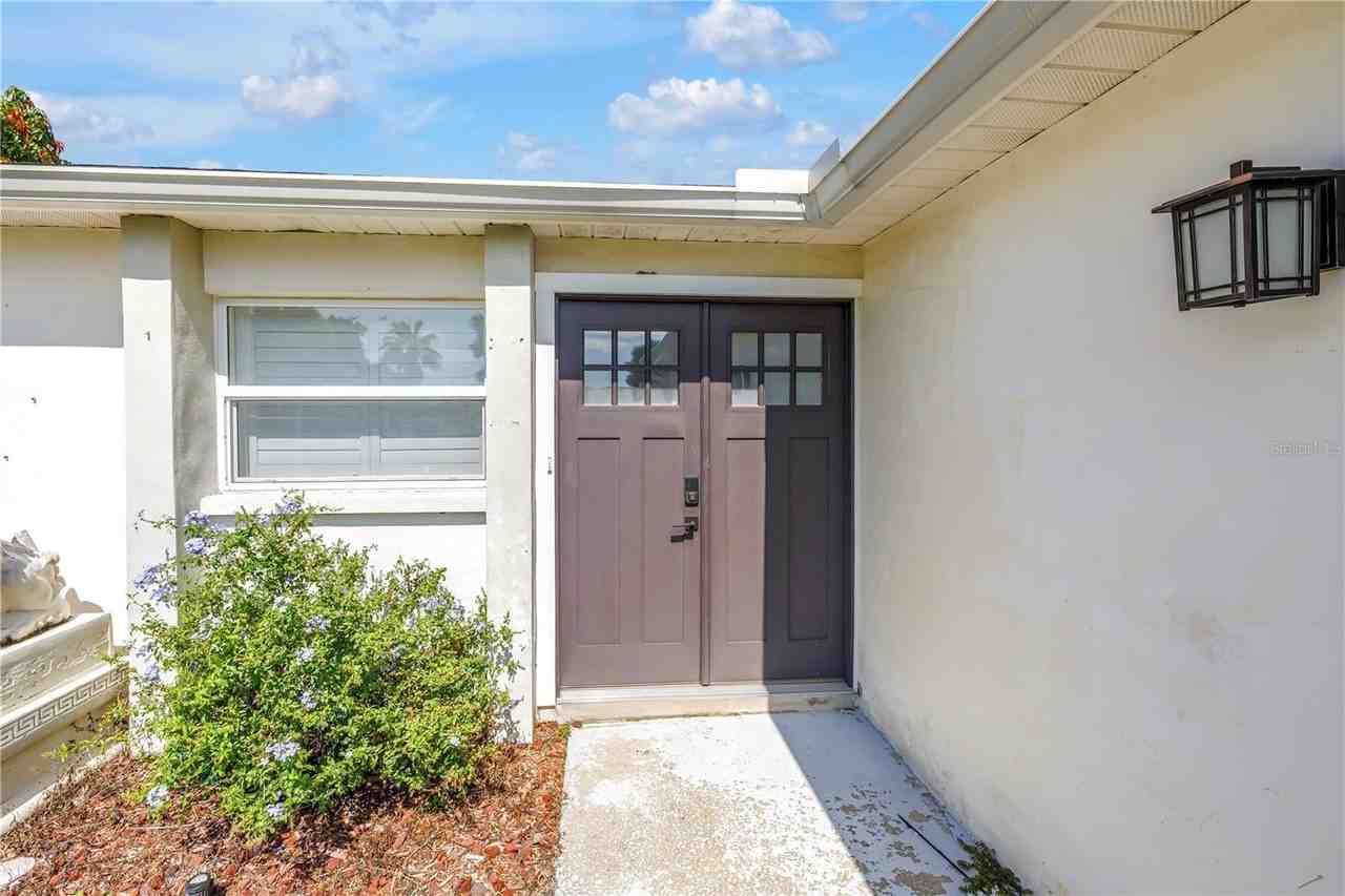 3216 Pine Haven Dr - Photo 3 of 36
