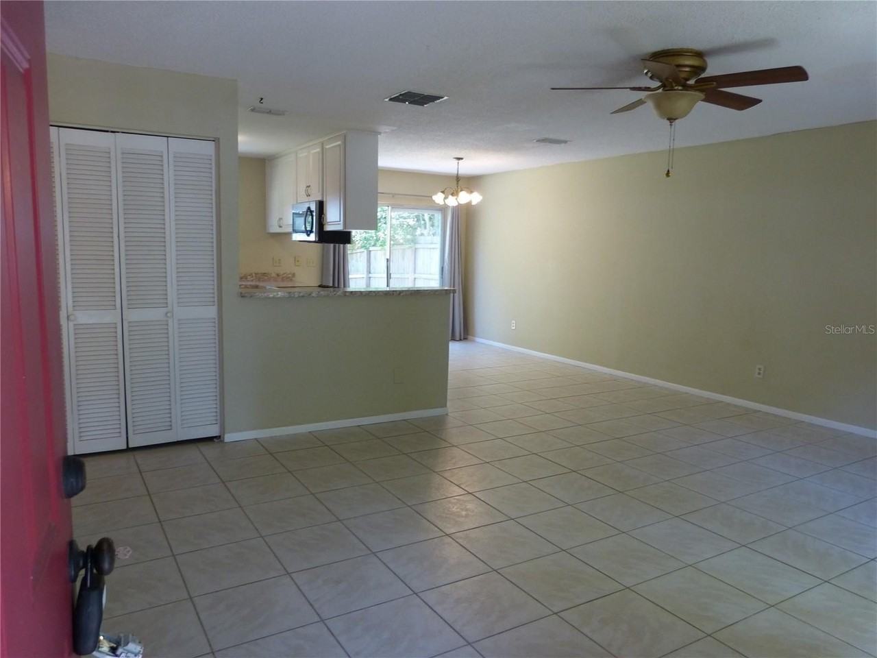 2528 Elderberry Dr - Photo 3 of 25