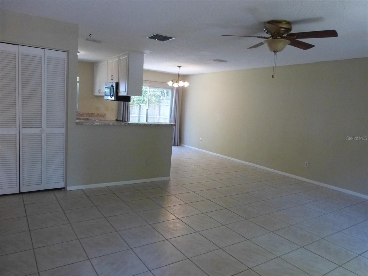 2528 Elderberry Dr - Photo 4 of 25