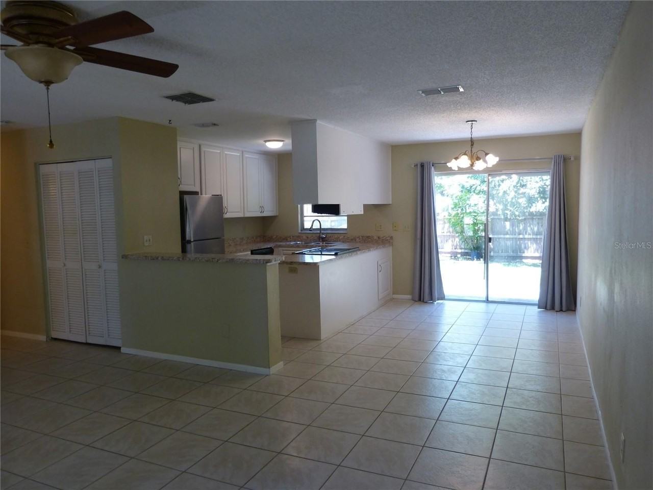 2528 Elderberry Dr - Photo 6 of 25